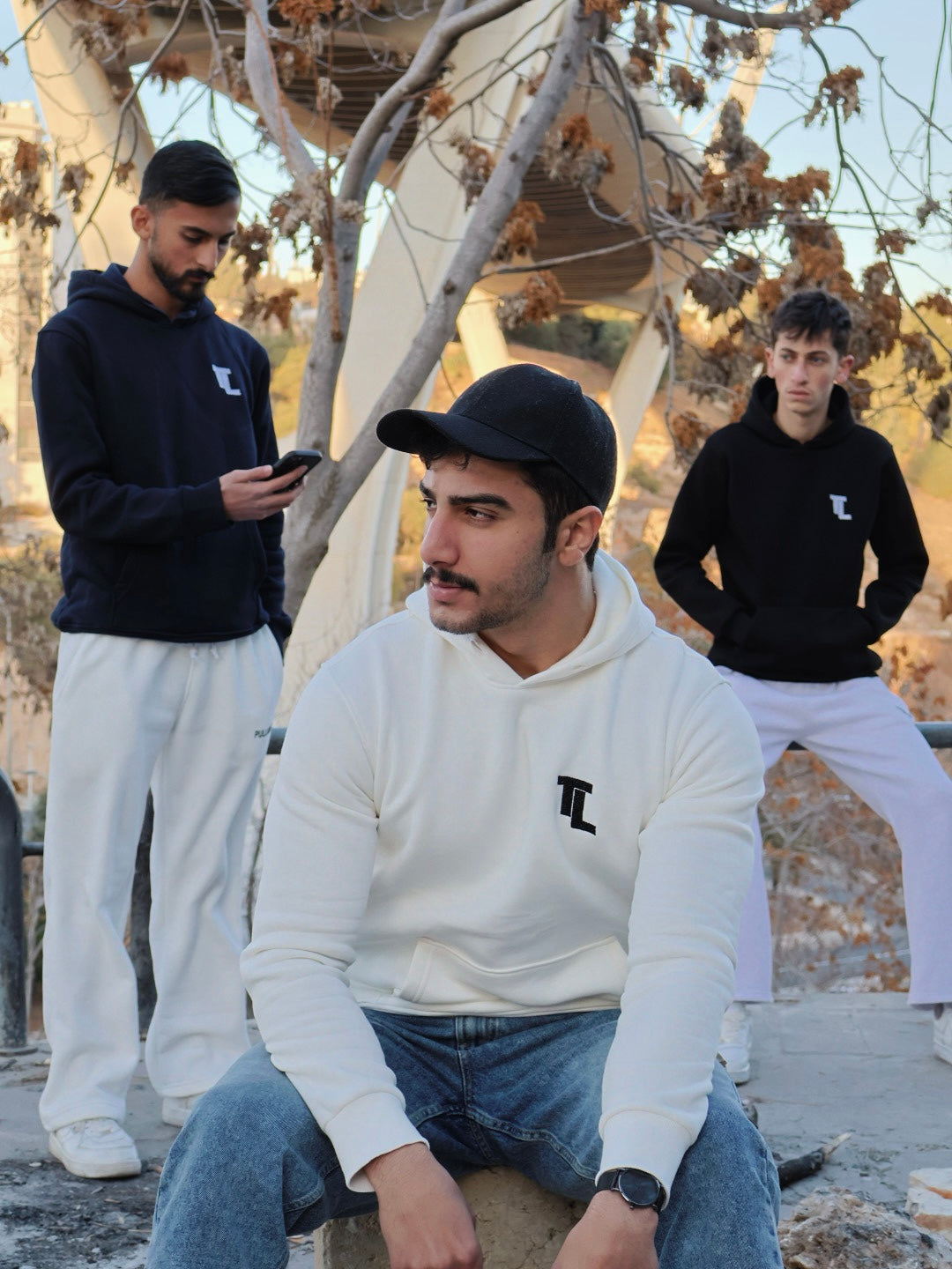 TL basic hoodie